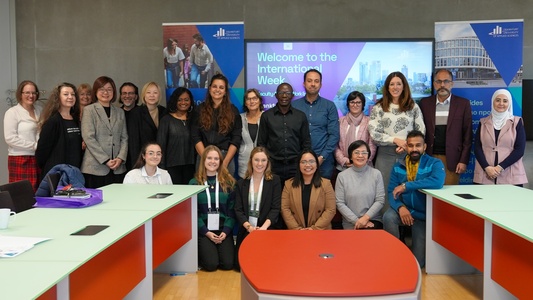 Group photo with guests of the International Week